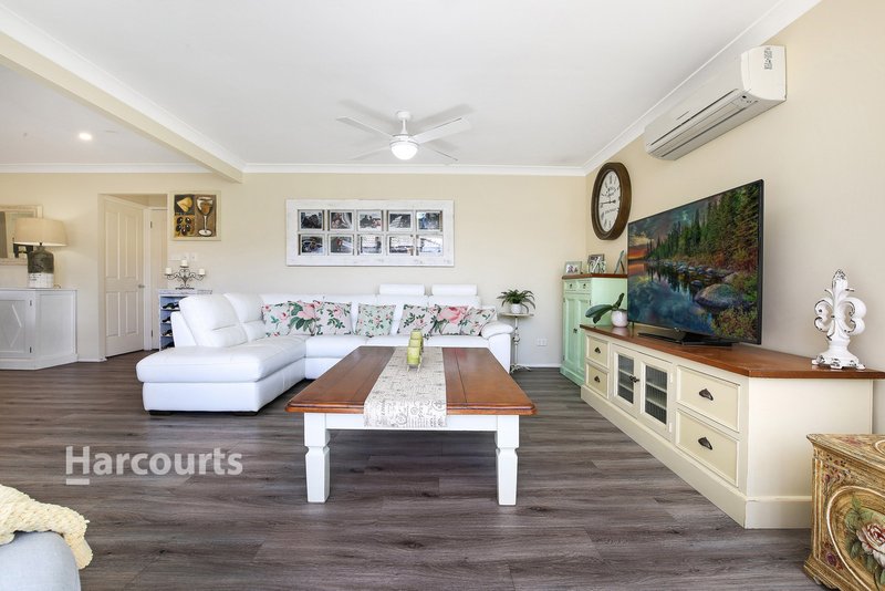 Photo - 18 Amanda Place, Horsley NSW 2530 - Image 3