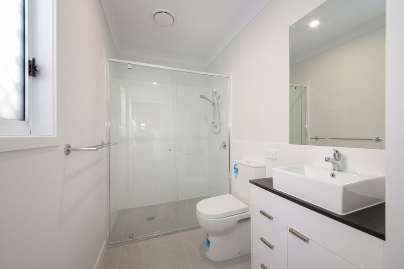 Photo - 18 Amber Court, Redbank Plains QLD 4301 - Image 9