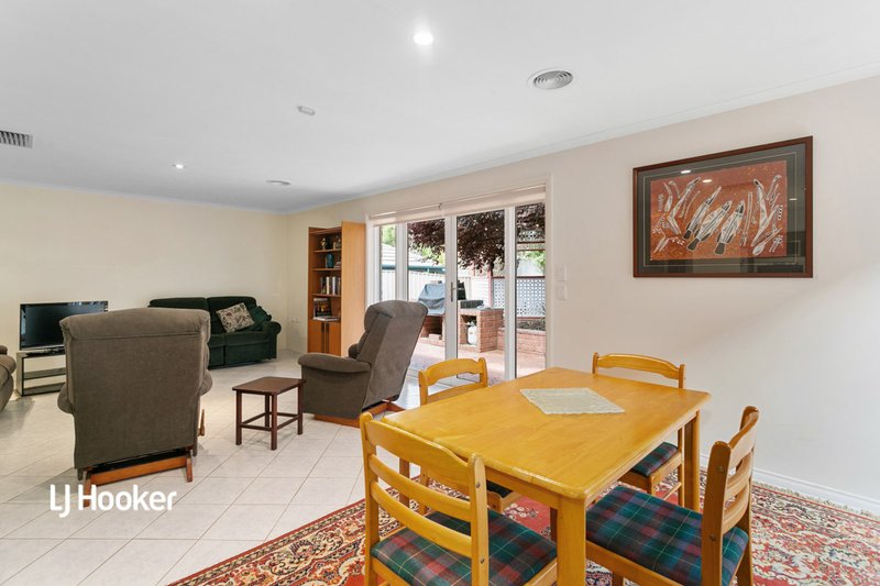 Photo - 18 Amisfield Crescent, Greenwith SA 5125 - Image 7