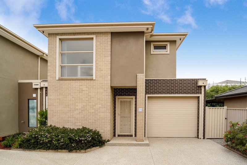 1/8 Ancona Court, Point Cook VIC 3030