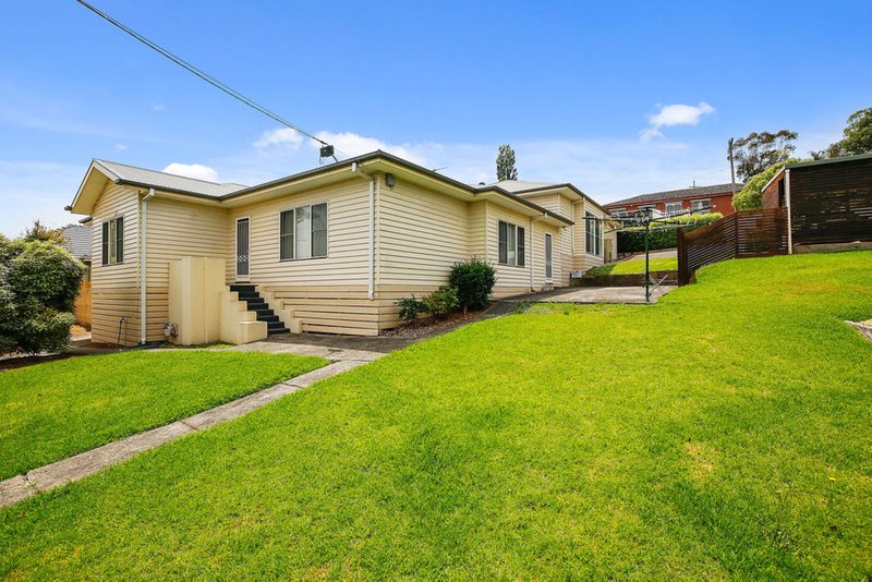 Photo - 18 Anderson Street, Lilydale VIC 3140 - Image 3