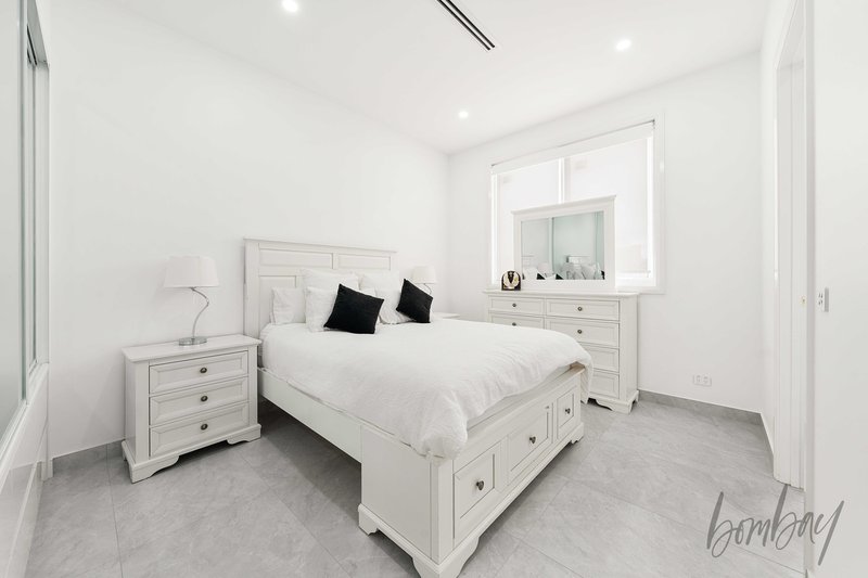 Photo - 18 Andesite Court, Craigieburn VIC 3064 - Image 17