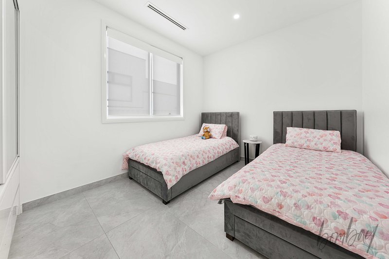 Photo - 18 Andesite Court, Craigieburn VIC 3064 - Image 20