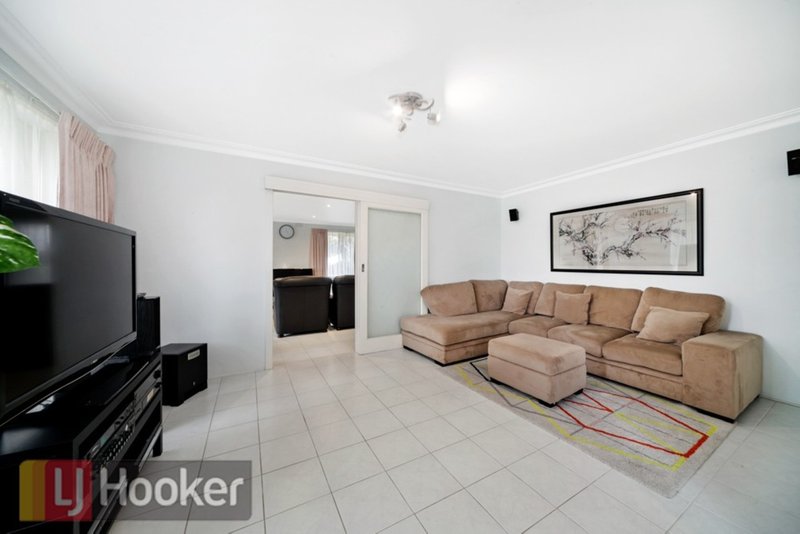 Photo - 18 Andleon Way, Springvale South VIC 3172 - Image 2