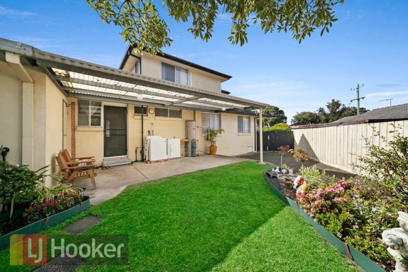 Photo - 18 Andleon Way, Springvale South VIC 3172 - Image 17