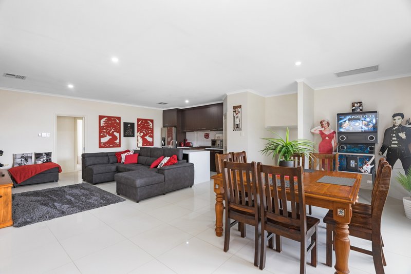 Photo - 18 Anglesea Lane, Seaford Rise SA 5169 - Image 10