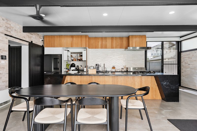 Photo - 18 Anjou Circuit, Cecil Hills NSW 2171 - Image 14