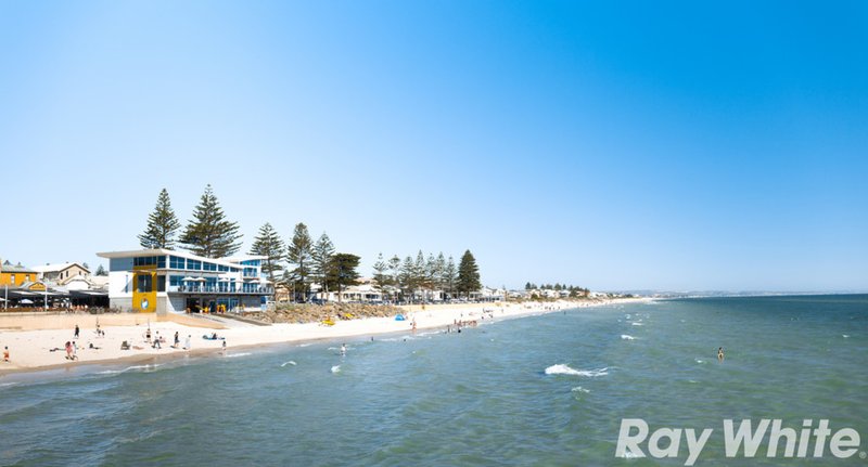 Photo - 18 Anthony Street, Henley Beach SA 5022 - Image 3