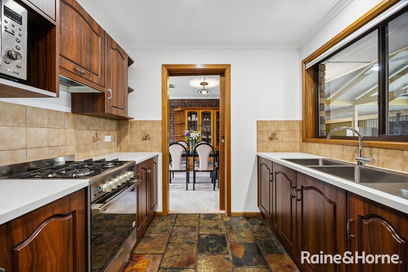 Photo - 18 Arabian Drive, Woodcroft SA 5162 - Image 6