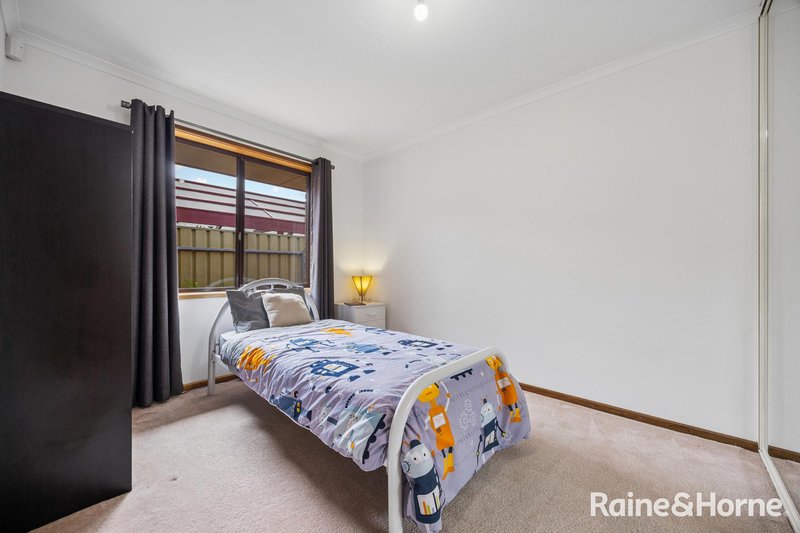 Photo - 18 Arabian Drive, Woodcroft SA 5162 - Image 16