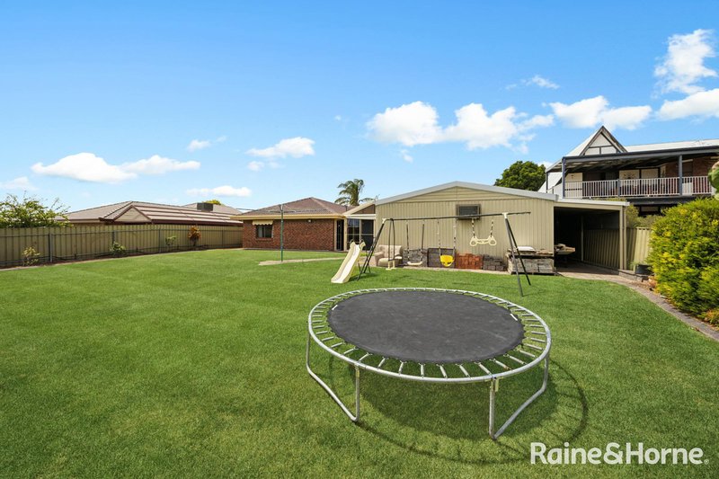 Photo - 18 Arabian Drive, Woodcroft SA 5162 - Image 21