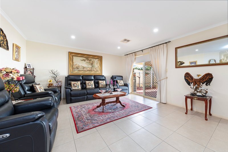 Photo - 18 Arcadia Drive, Smithfield SA 5114 - Image 6