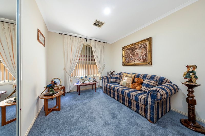 Photo - 18 Arcadia Drive, Smithfield SA 5114 - Image 15