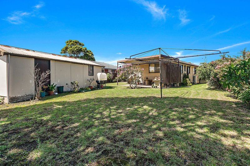 Photo - 18 Arcadia Street, Warilla NSW 2528 - Image 8