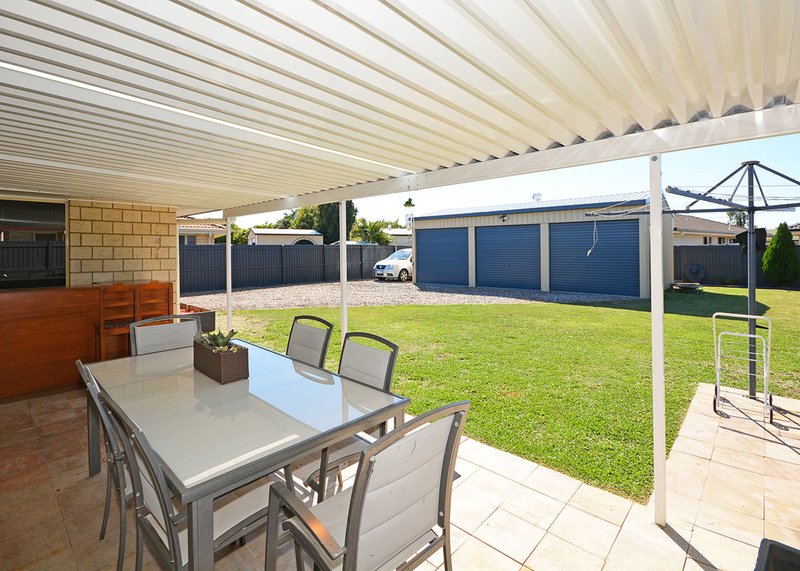 Photo - 18 Archer Drive, Point Vernon QLD 4655 - Image 3