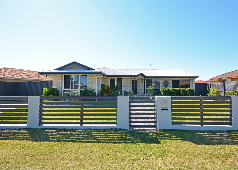 Photo - 18 Archer Drive, Point Vernon QLD 4655 - Image 4