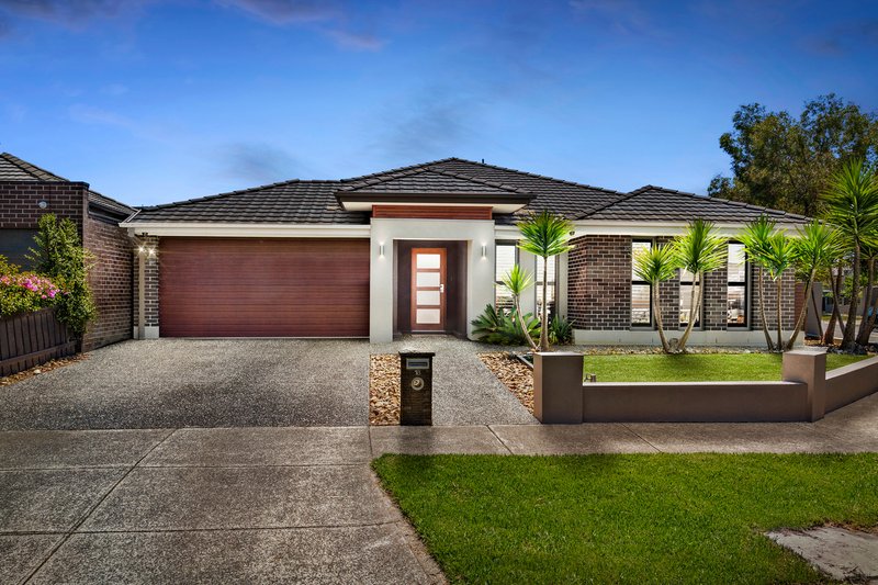 18 Ardenal Crescent, Lalor VIC 3075