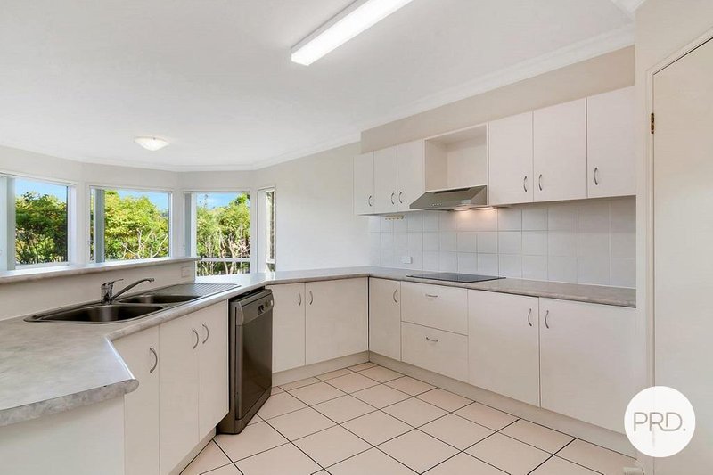 Photo - 18 Ardisia Court, Burleigh Heads QLD 4220 - Image 2