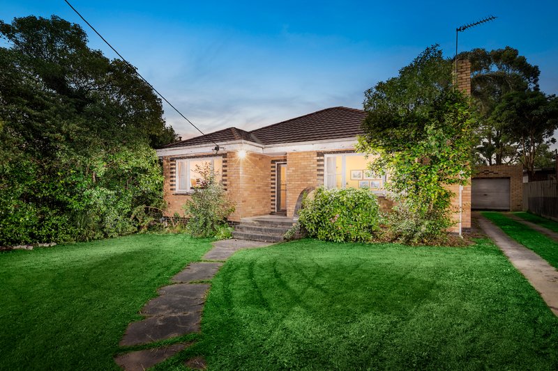 Photo - 18 Arlington Street, Ringwood VIC 3134 - Image 3