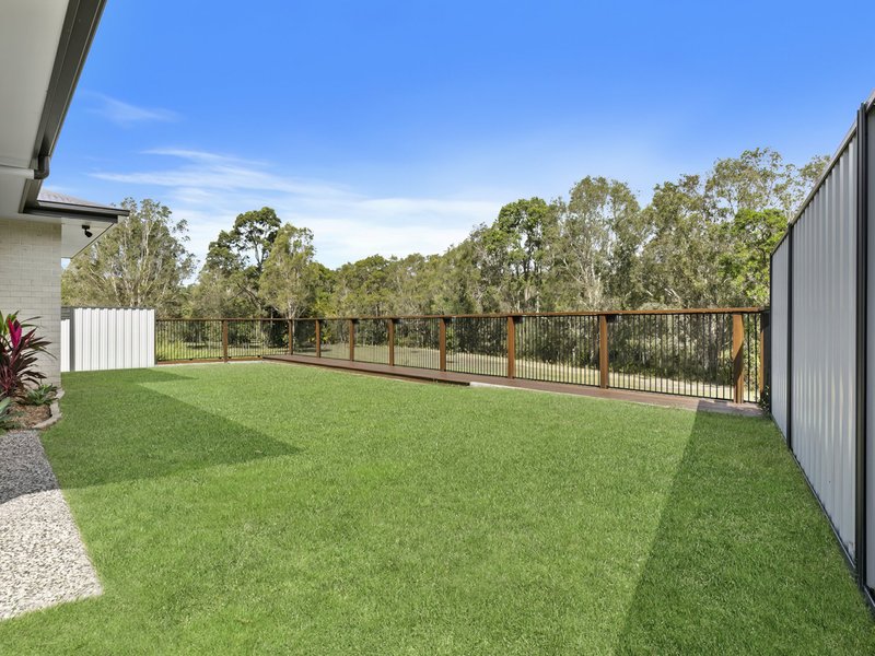 Photo - 18 Armelie Court, Ningi QLD 4511 - Image 2