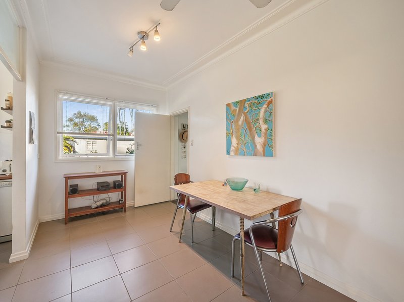 Photo - 18 Armstrong Street, Clontarf QLD 4019 - Image 7