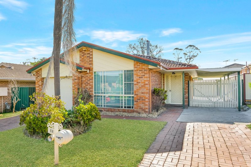 18 Arnold Avenue, Green Valley NSW 2168