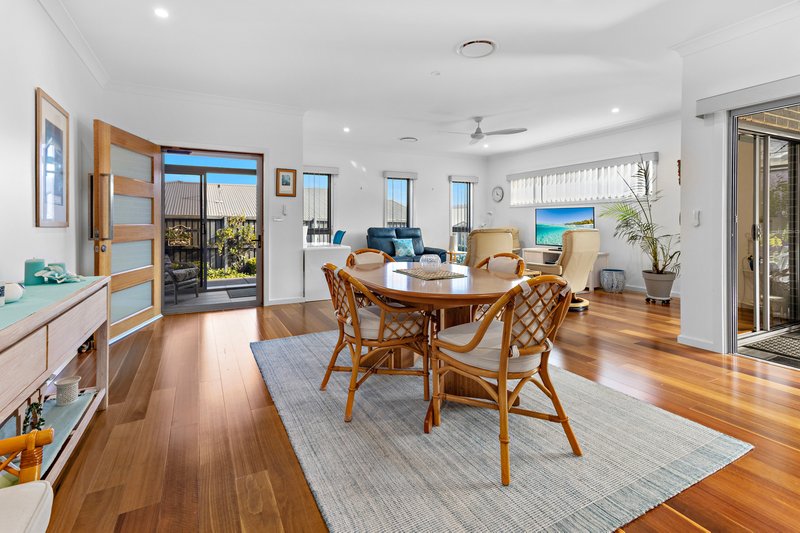 Photo - 18 Arnold Crescent, Kiama NSW 2533 - Image 6