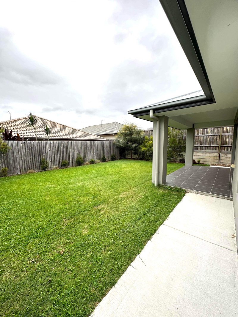 Photo - 18 Arrowsmith Crescent, Ormeau Hills QLD 4208 - Image 16