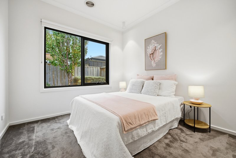Photo - 18 Artemis Drive, Cranbourne East VIC 3977 - Image 16