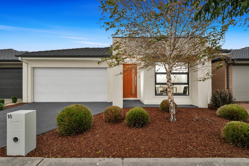 Photo - 18 Artemis Drive, Cranbourne East VIC 3977 - Image 24