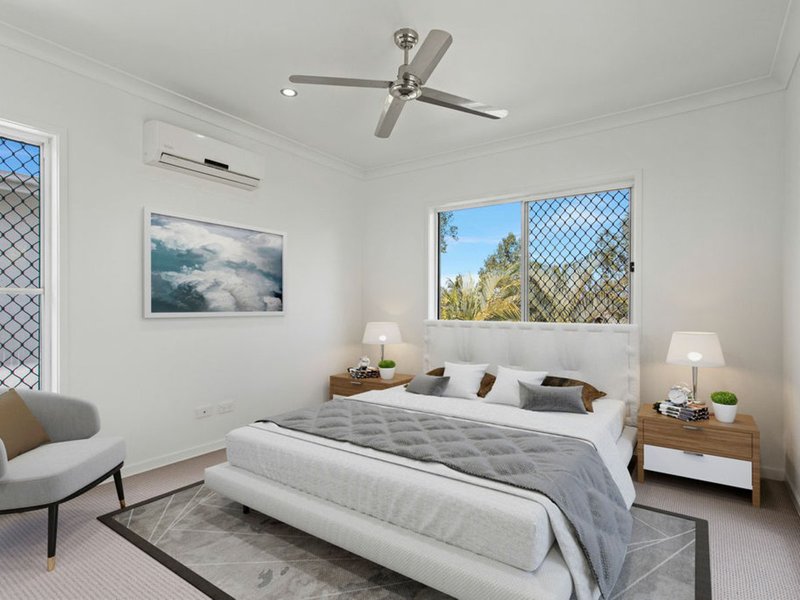 Photo - 18 Aspect Terrace, Springfield Lakes QLD 4300 - Image 7