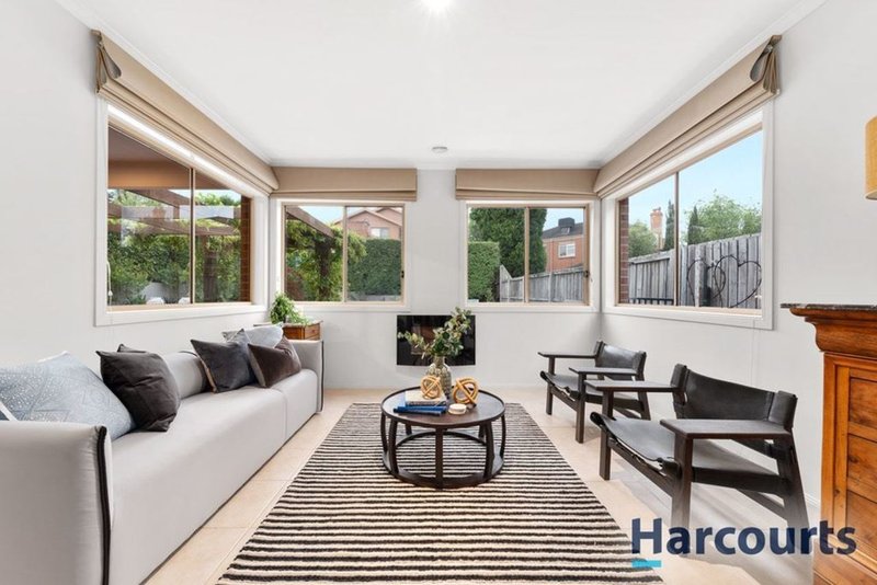 Photo - 18 Aspen Close, Wantirna South VIC 3152 - Image 10