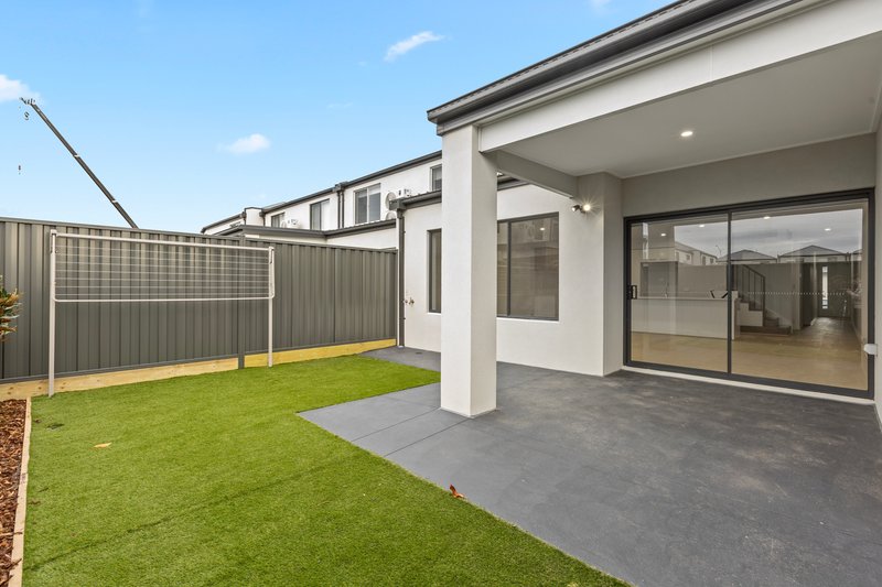Photo - 18 Aspley Street, Tarneit VIC 3029 - Image 10