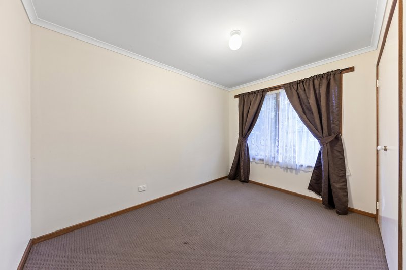 Photo - 18 Atkins Road, Pakenham VIC 3810 - Image 10