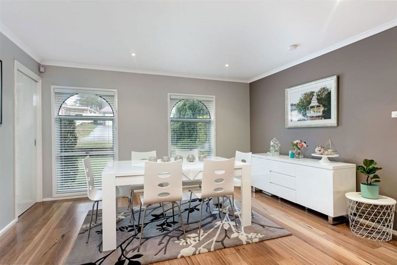 Photo - 18 Australorp Avenue, Seven Hills NSW 2147 - Image 4