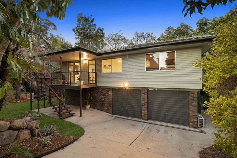 Photo - 18 Balfour Street, Ferny Hills QLD 4055 - Image 12