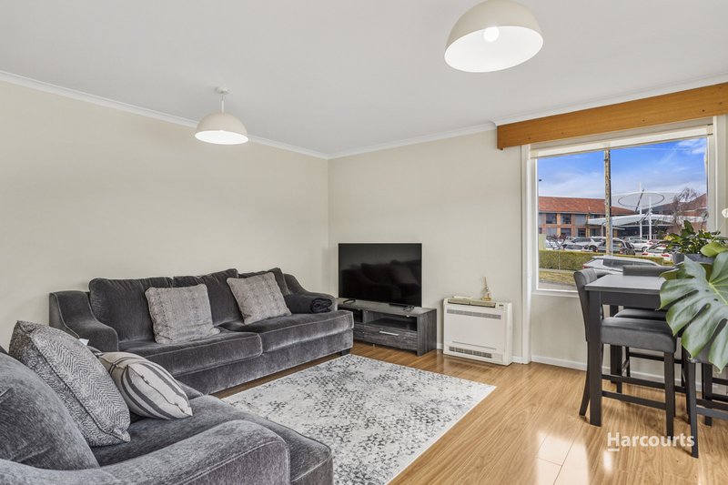 Photo - 1/8 Ballawinnie Road, Lindisfarne TAS 7015 - Image 6