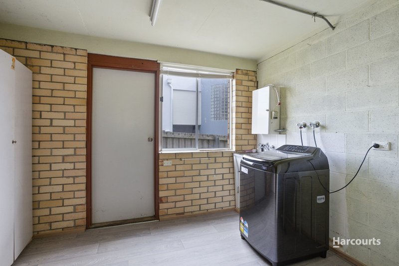 Photo - 1/8 Ballawinnie Road, Lindisfarne TAS 7015 - Image 11