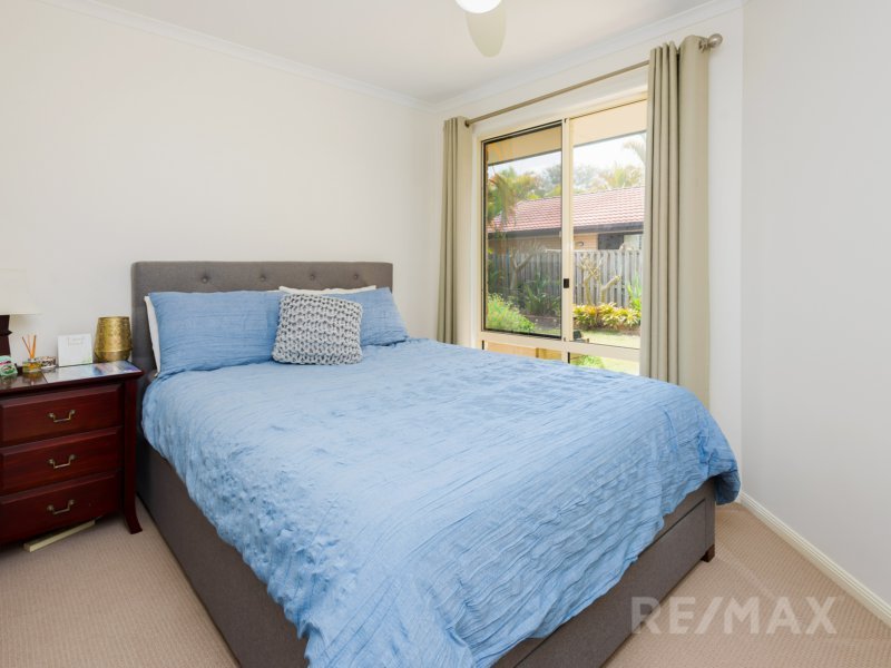 Photo - 18 Balmain St , Varsity Lakes QLD 4227 - Image 12