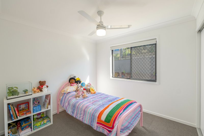 Photo - 18 Balmoral Cres , Southside QLD 4570 - Image 10