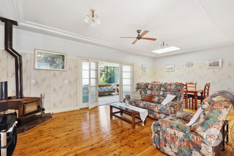 Photo - 18 Baltimore Road, Mortdale NSW 2223 - Image 2