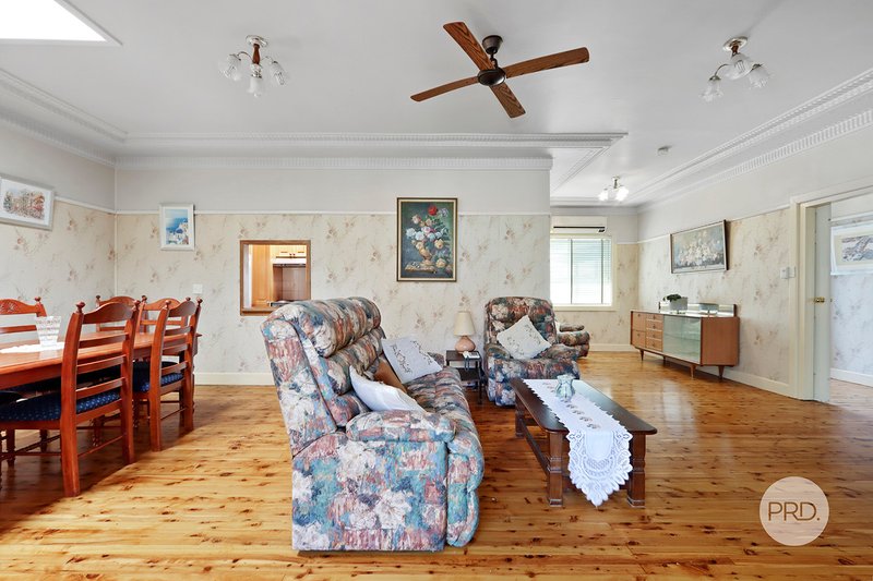 Photo - 18 Baltimore Road, Mortdale NSW 2223 - Image 3