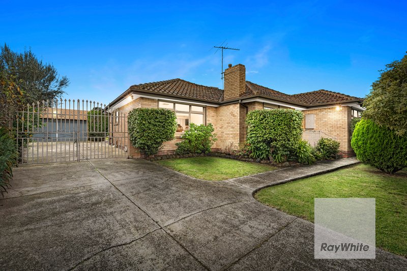 Photo - 18 Banff Street, Reservoir VIC 3073 - Image 1