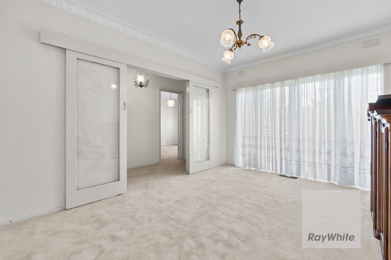 Photo - 18 Banff Street, Reservoir VIC 3073 - Image 6