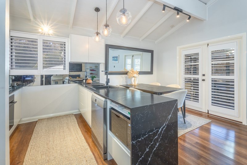 Photo - 18 Banksia Road, Wentworth Falls NSW 2782 - Image 7