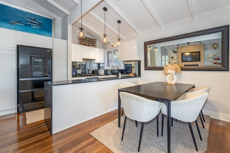 Photo - 18 Banksia Road, Wentworth Falls NSW 2782 - Image 9