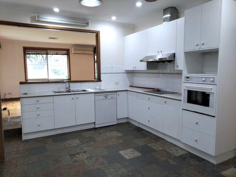 Photo - 18 Barellan Avenue, Carlingford NSW 2118 - Image 2