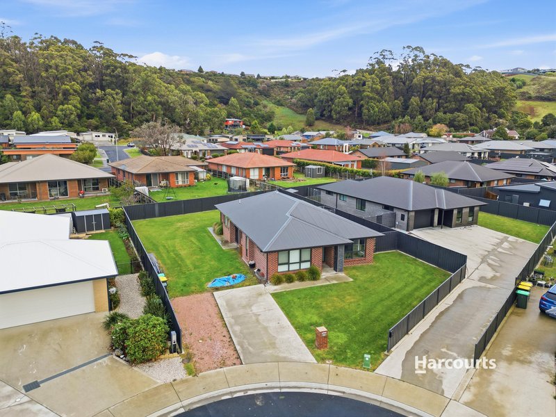 Photo - 18 Barleen Place, West Ulverstone TAS 7315 - Image 1