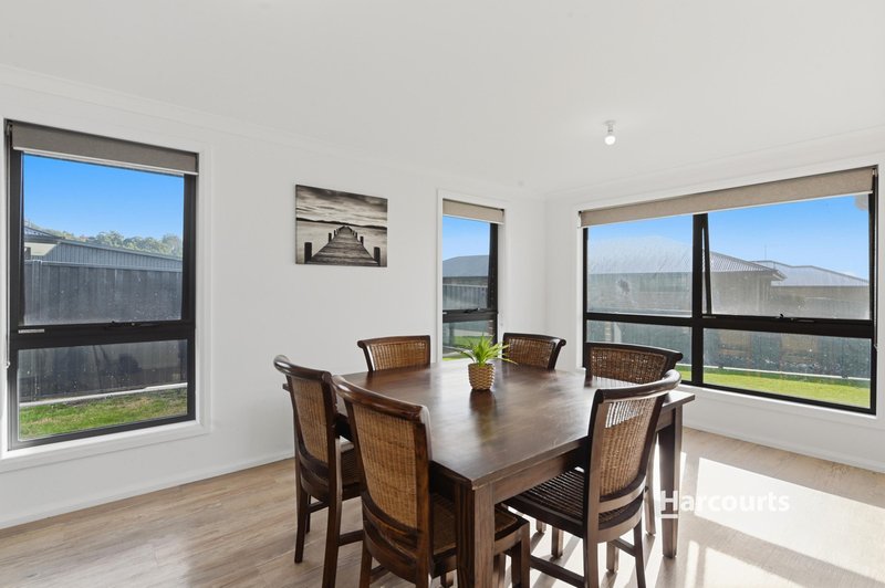 Photo - 18 Barleen Place, West Ulverstone TAS 7315 - Image 5