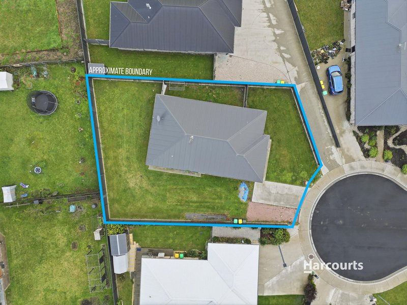 Photo - 18 Barleen Place, West Ulverstone TAS 7315 - Image 15